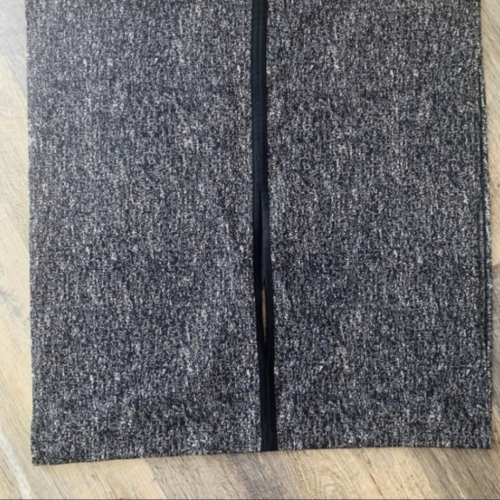 NWOT Lululemon Vinyasa Wrap - Picture 2 of 3